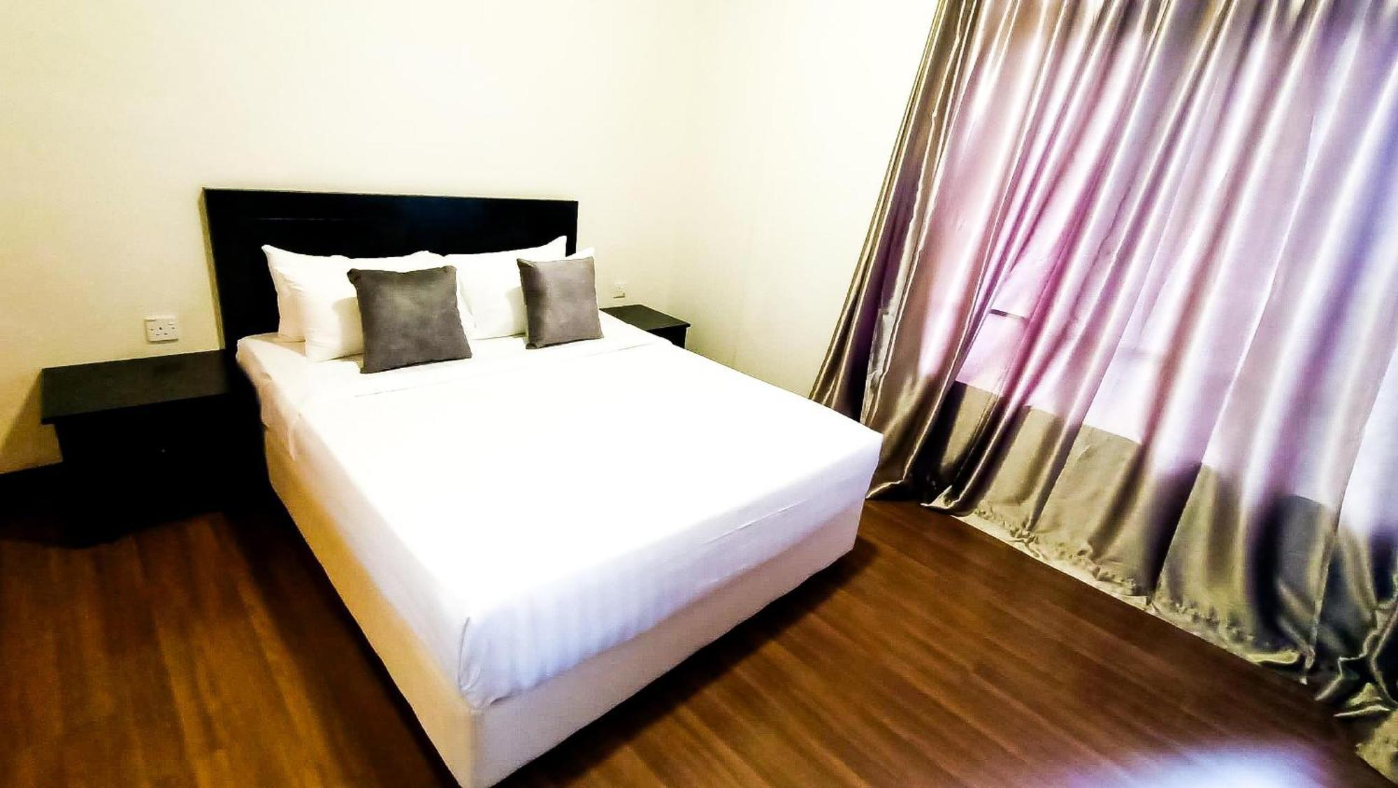 Bayou Lagoon Park Resort Malacca Exterior foto